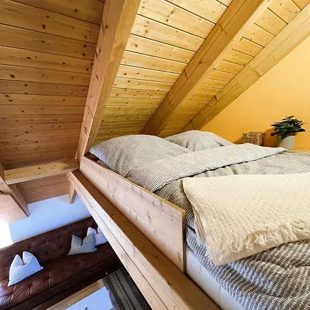 Deti'S Ferienwohnung Andernach Esterno foto